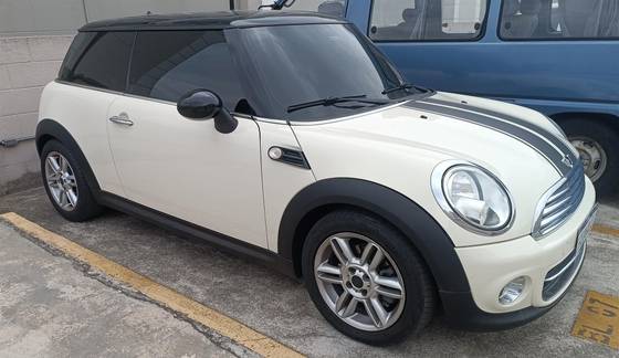 MINI COOPER 1.6 16V GASOLINA 2P AUTOMÁTICO